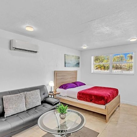 Ferienwohnung Hollywood Vacation Mins To Beach & Hard Rock #193 Exterior foto